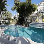 Golden Elviria Appartement *