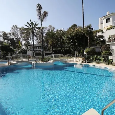 Apartment Golden Elviria *