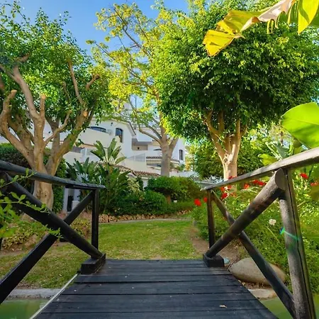 Golden Elviria * Μαρμπέλλα