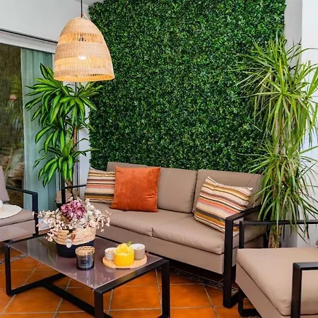 Apartament Golden Elviria *