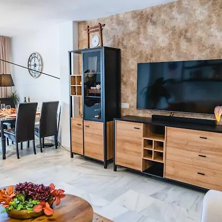 Golden Elviria * Μαρμπέλλα