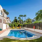 Golden Elviria Apartament