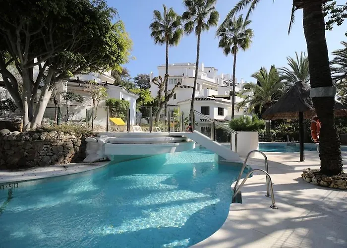 Golden Elviria Daire Marbella