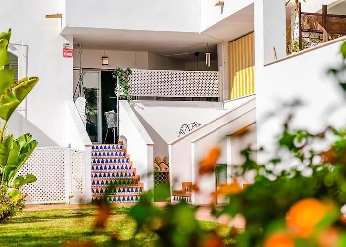 Golden Elviria